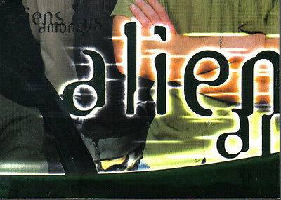 ROSWELL SEASON ONE TRADING CARDS ALIENS AMONG US CARD A6