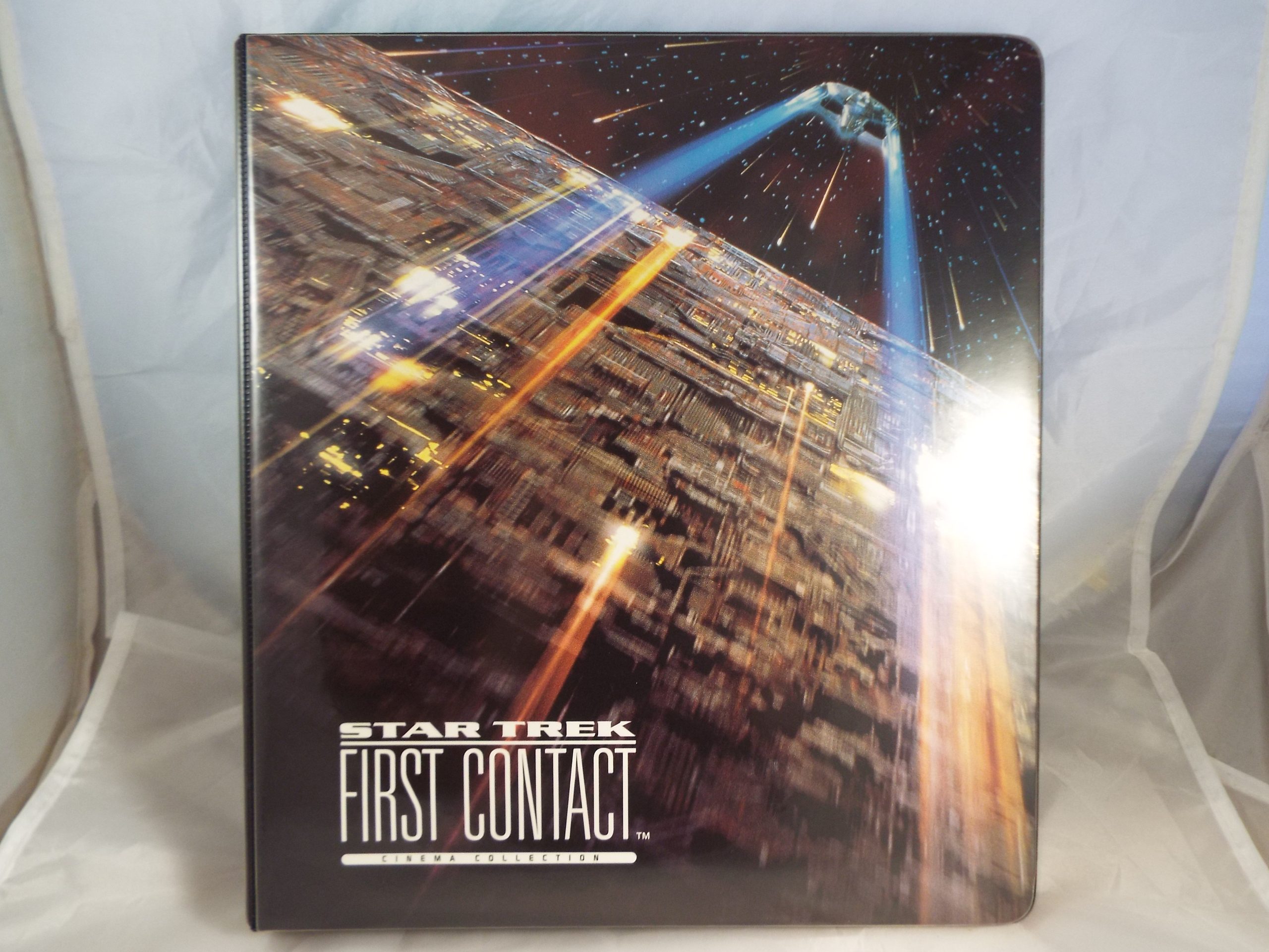 STAR TREK FIRST CONTACT COLLECTORS BINDER