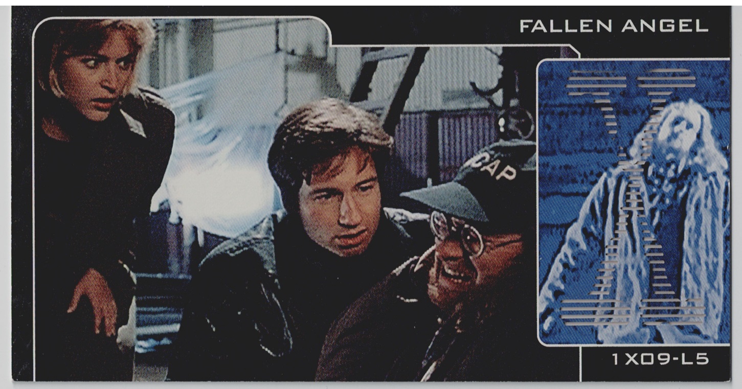 X FILES SHOWCASE LASER CUT CARD L5