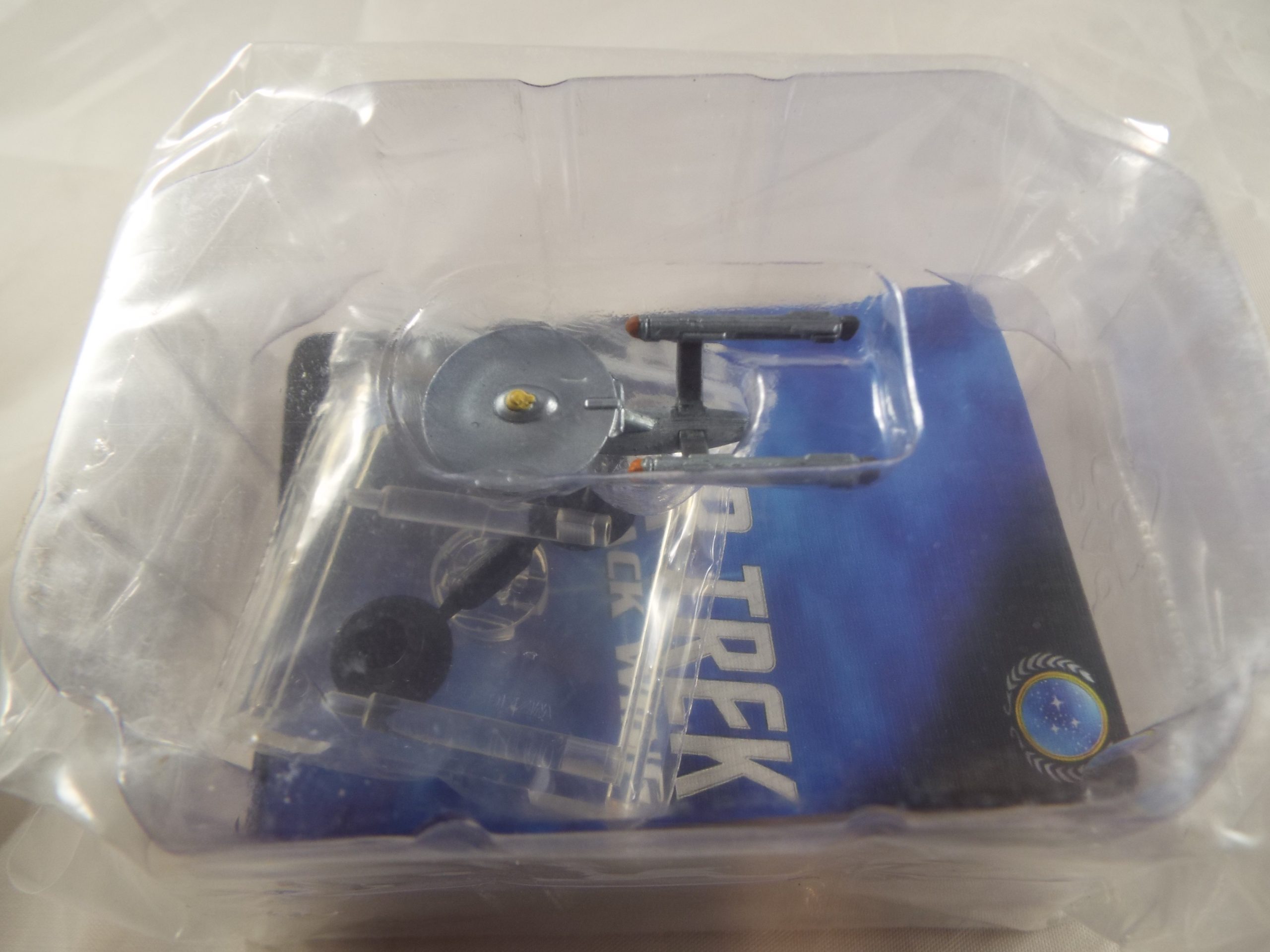 STAR TREK ATTACK WING U.S.S. INTREPID