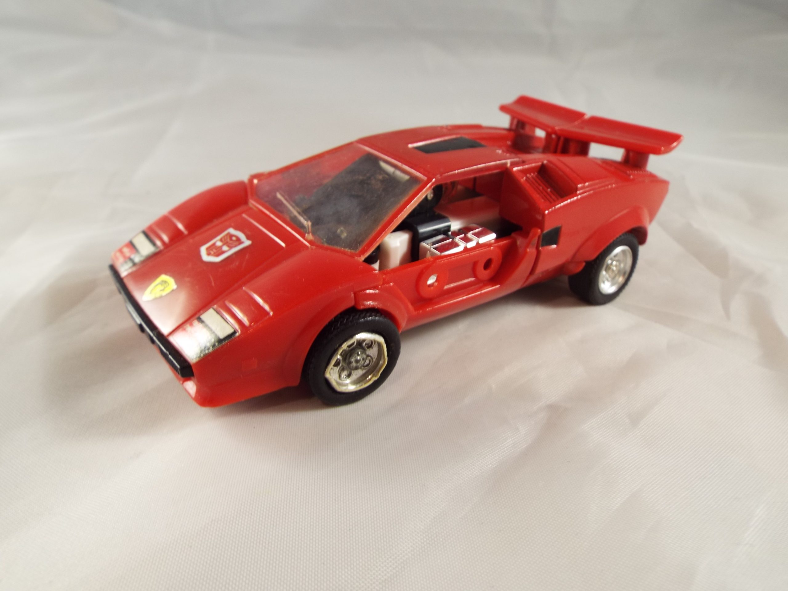 TRANSFORMERS GENERATION 1, G1 AUTOBOT FIGURE SIDESWIPE